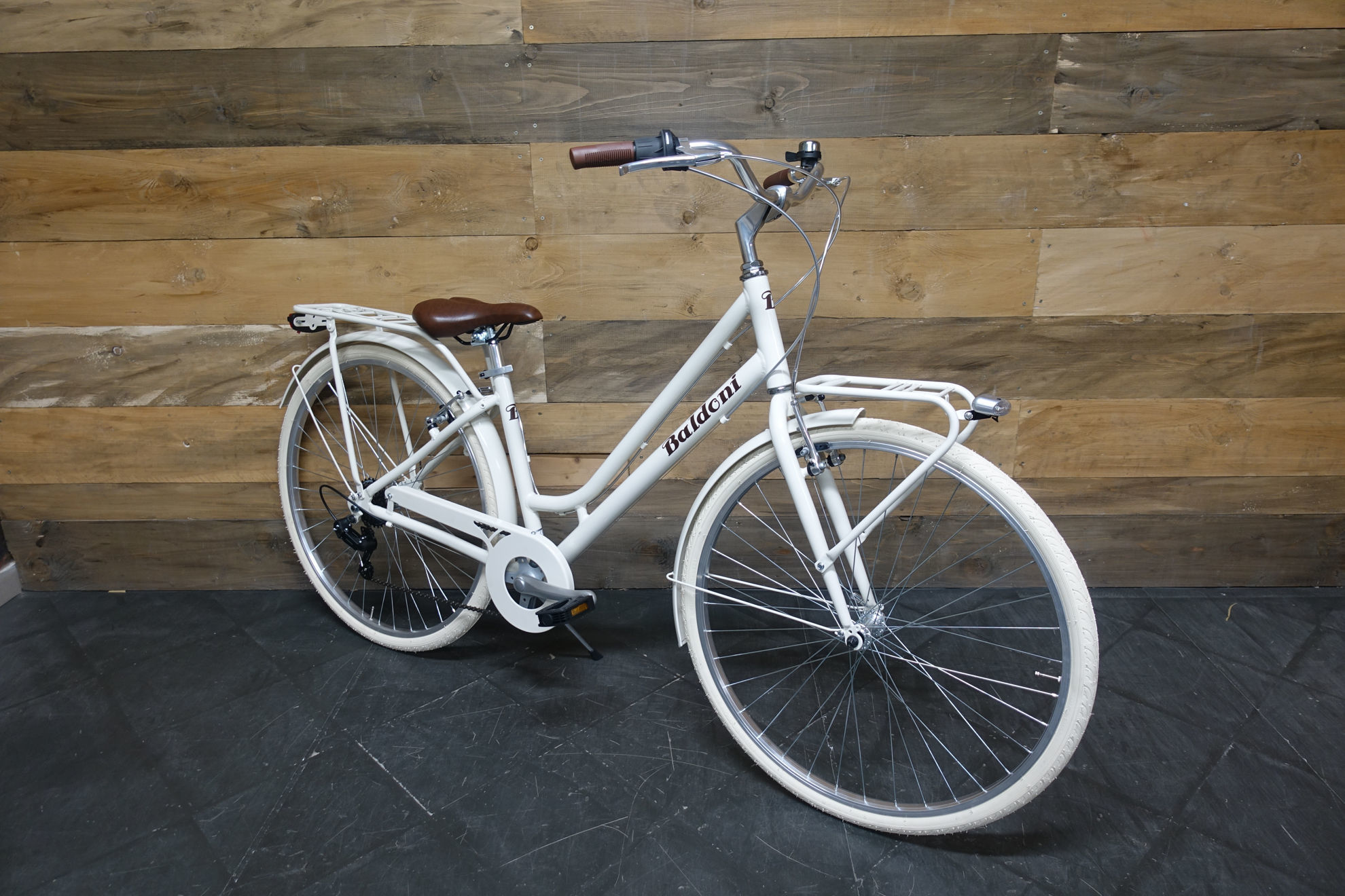 Immagine di Alpina City Bike Bonneville Lady 28'' Crema