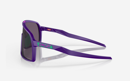 Immagine di OAKLEY occhiali SUTRO Shift Collection - Prizm Grey Lenti,  Matte Electric Purple Montatura