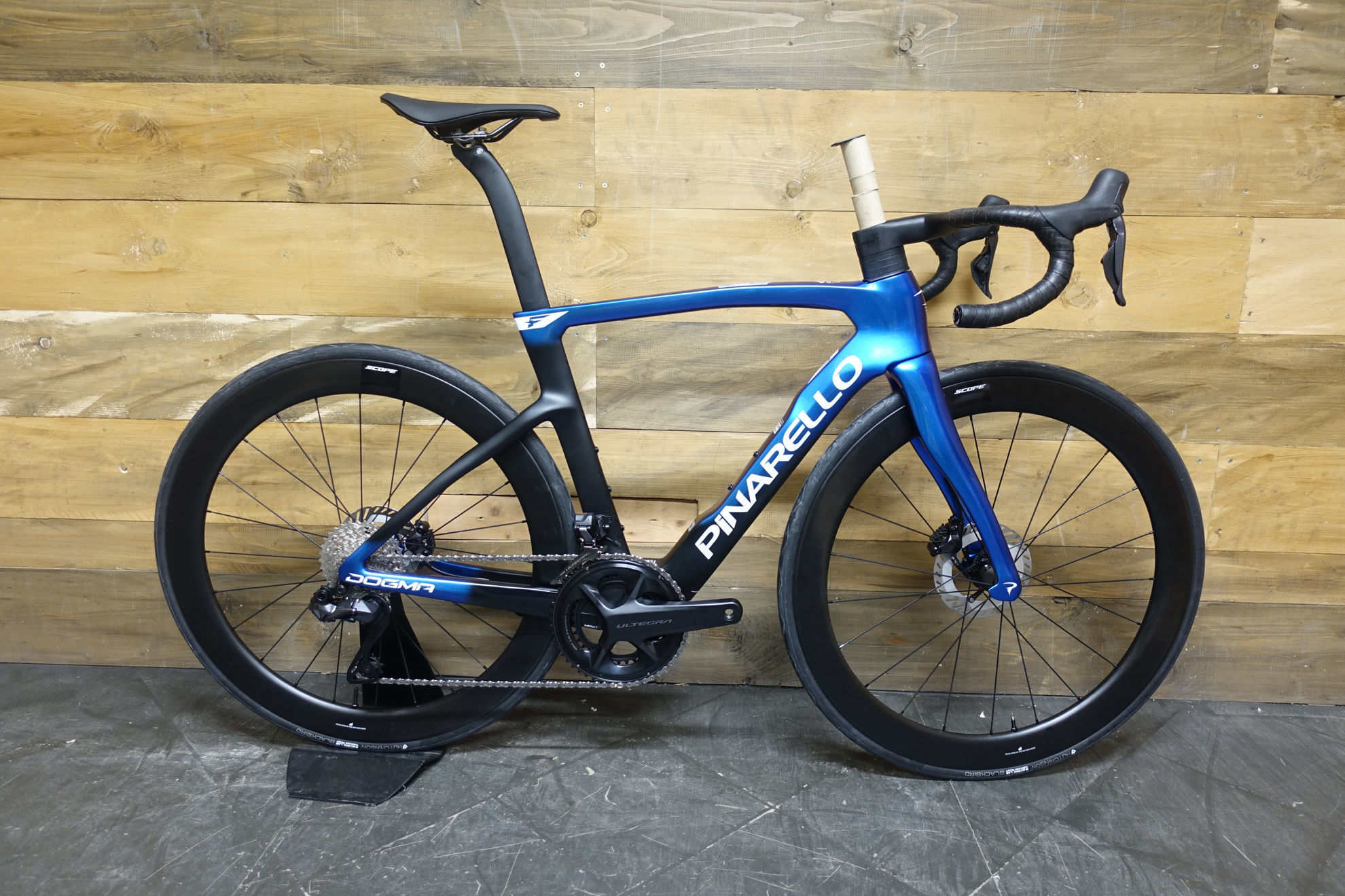 Immagine di Pinarello Dogma F Start Season