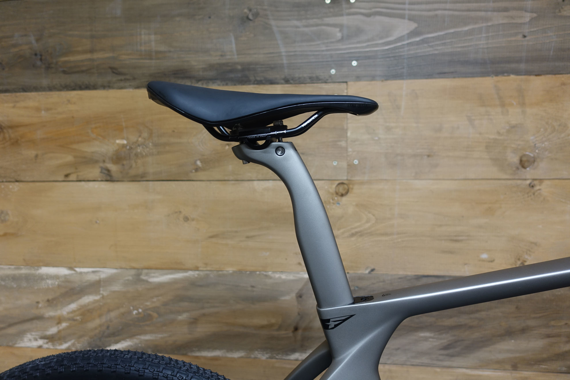 Picture of PINARELLO Grevil  F7 GRX610 1x12DB Fulcrum Rapid Stone Grey**