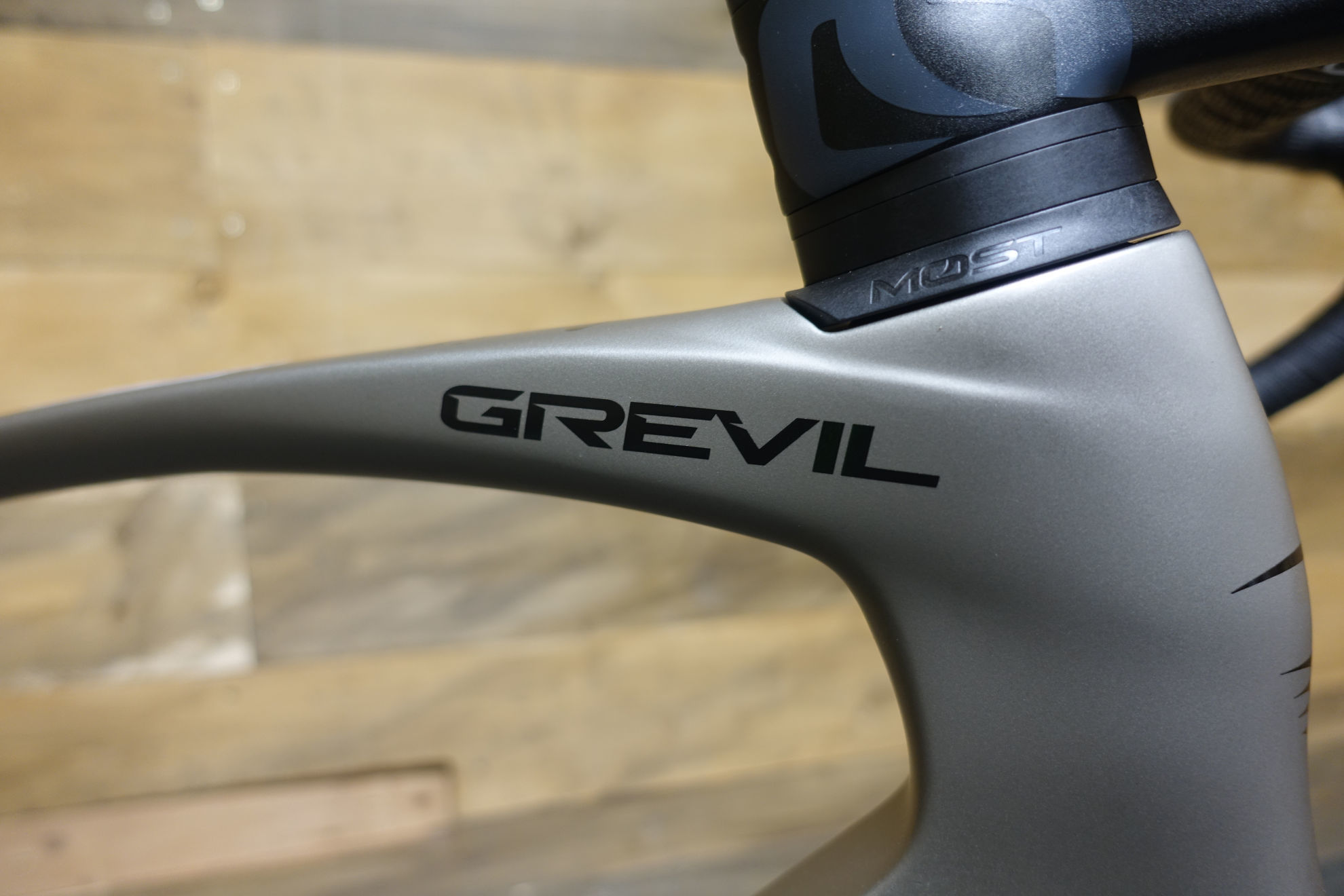 Picture of PINARELLO Grevil  F7 GRX610 1x12DB Fulcrum Rapid Stone Grey**