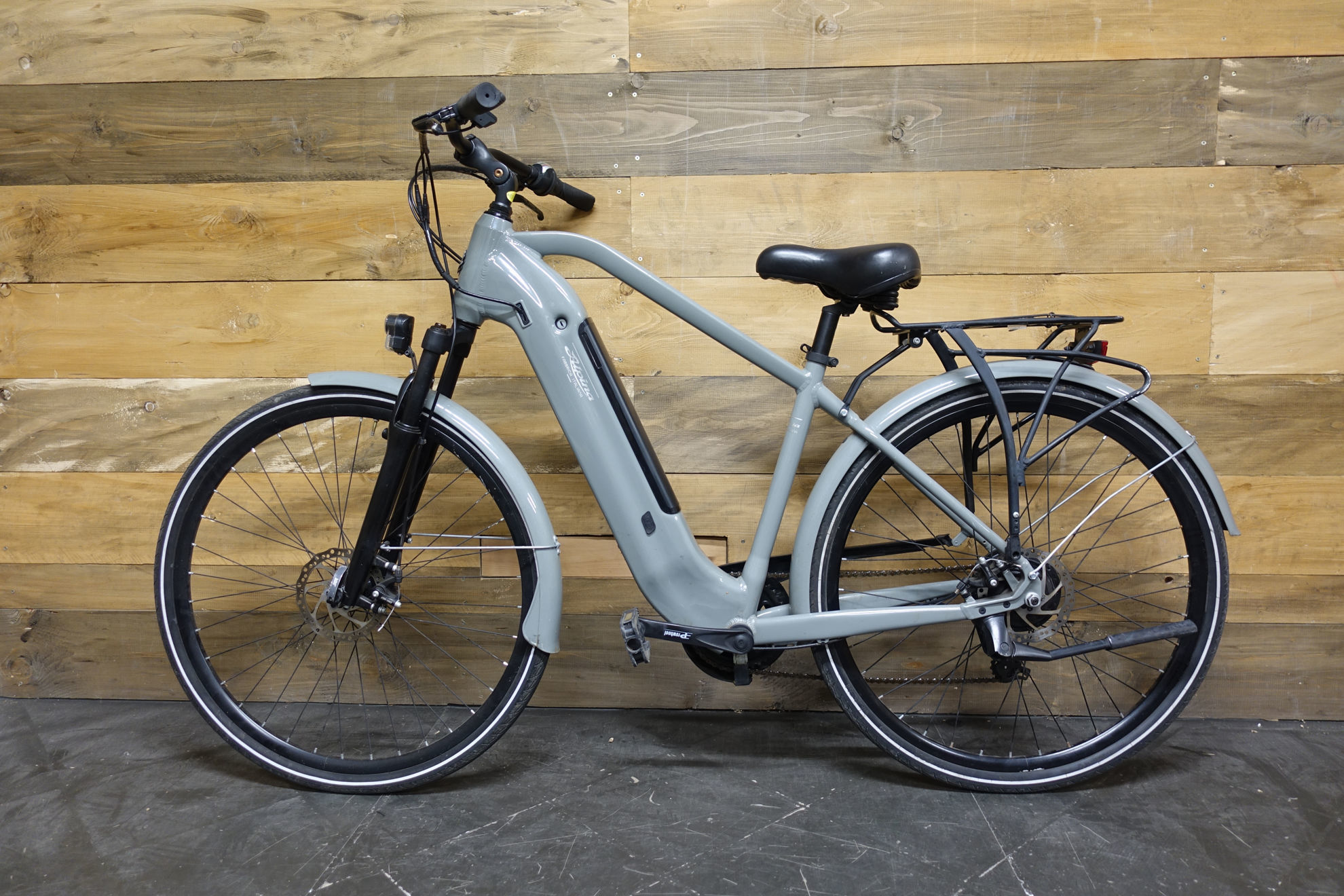 Picture of City e-Bike Atlanta Q1 Trk 28 - Usata*
