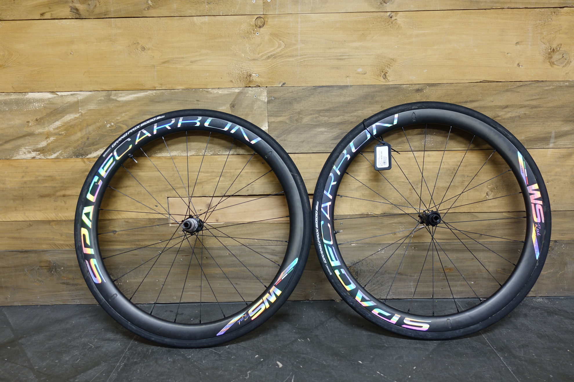 Picture of Coppia Ruote Space Carbon 40mm - Usate